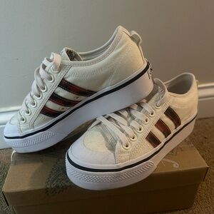 Adidas Off-White Sneakers with Tortoise  Stripes